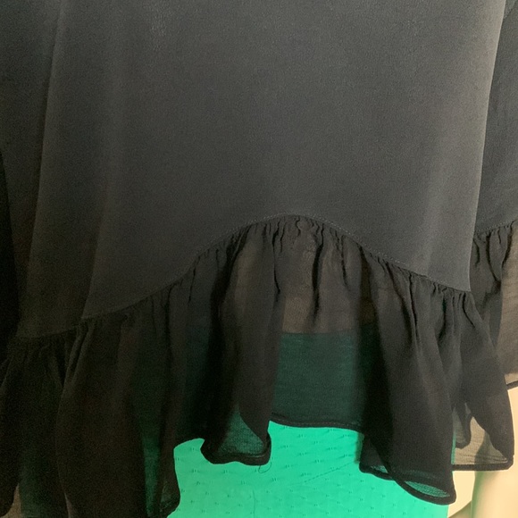 Womens top - Picture 2 of 6